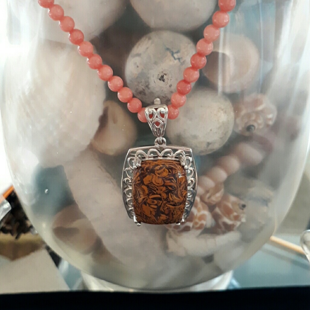 KARIS COLLECTION  - Indian Script Stone Necklace